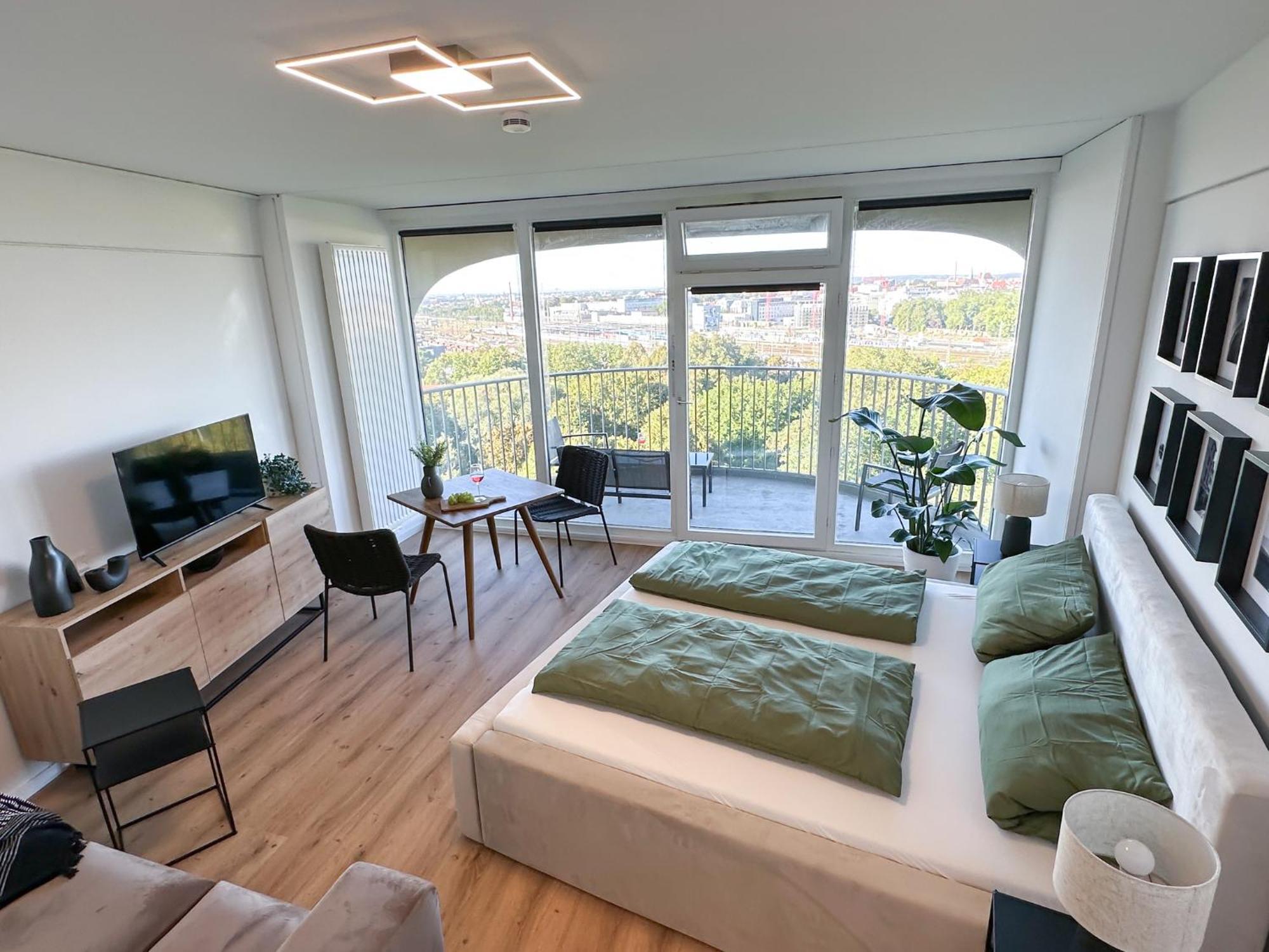 Helles Apartment Mit Tollem Blick Ueber اوغسبورغ المظهر الخارجي الصورة