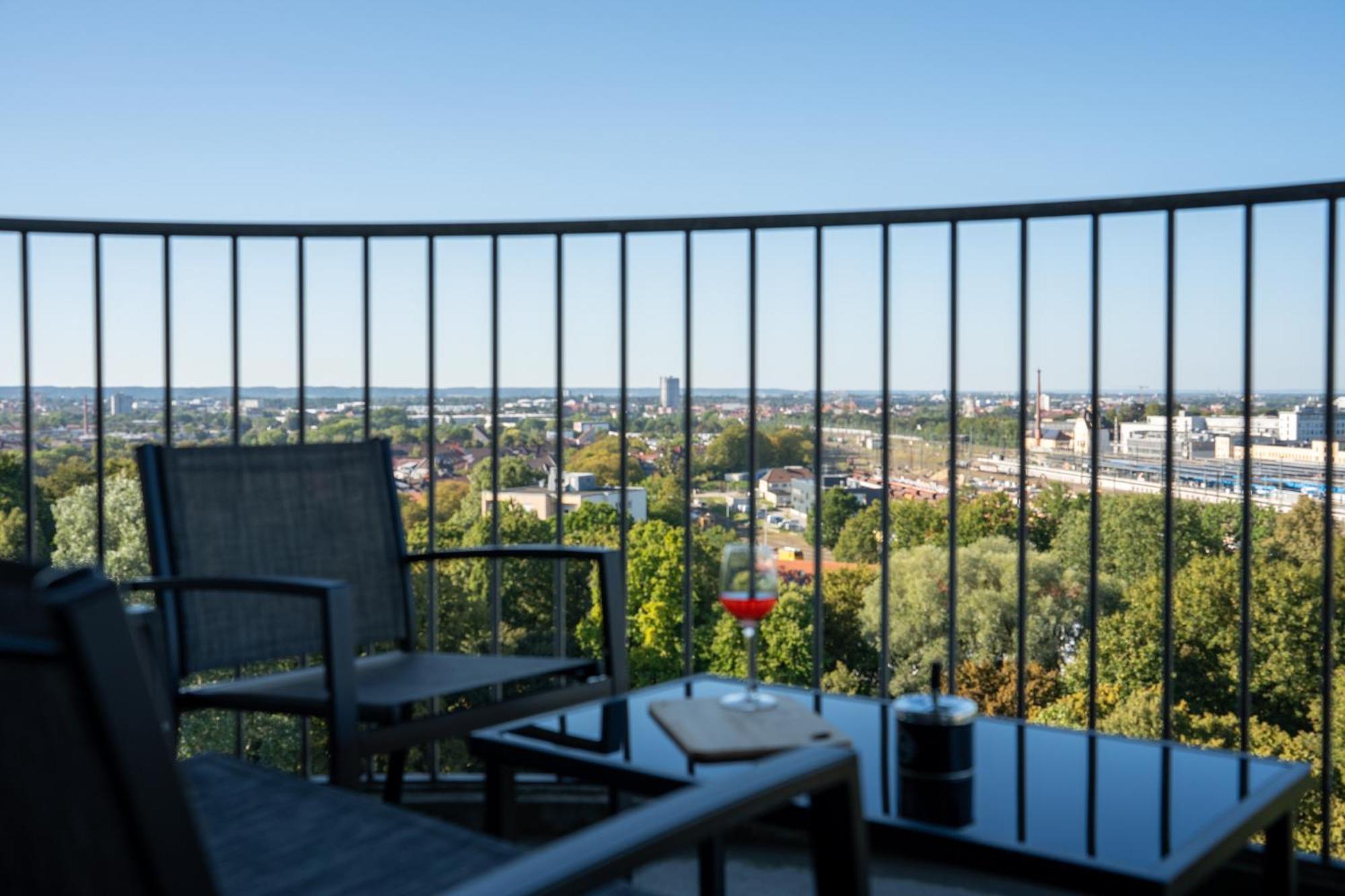 Helles Apartment Mit Tollem Blick Ueber اوغسبورغ المظهر الخارجي الصورة