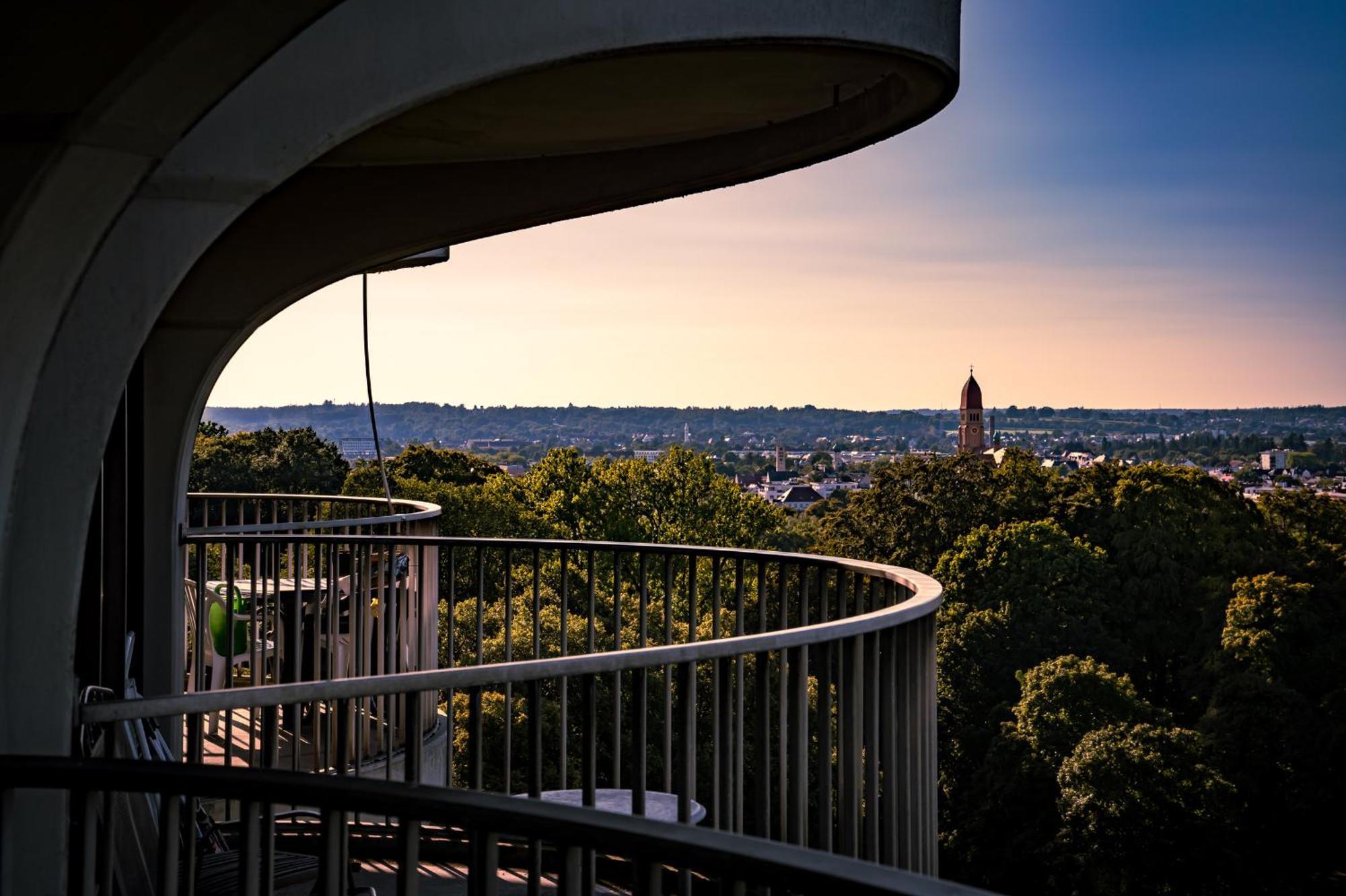 Helles Apartment Mit Tollem Blick Ueber اوغسبورغ المظهر الخارجي الصورة